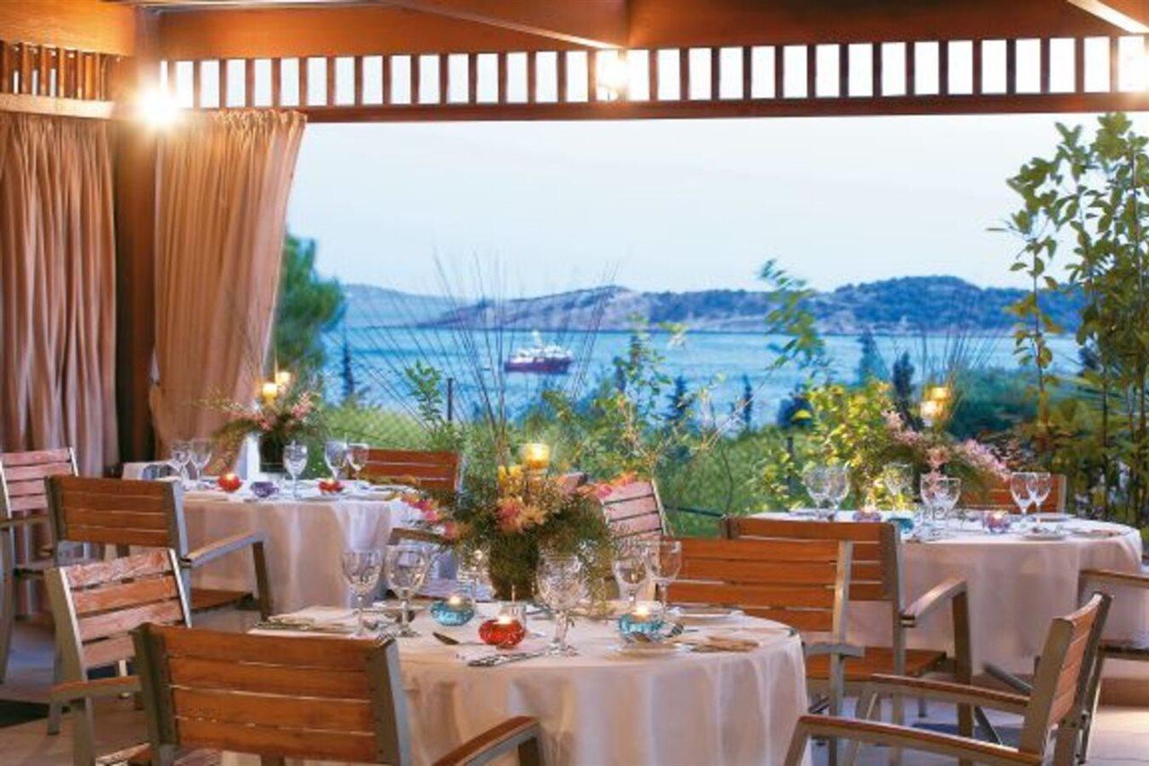 The Roc Club, A Grecotel To Live Vouliagméni