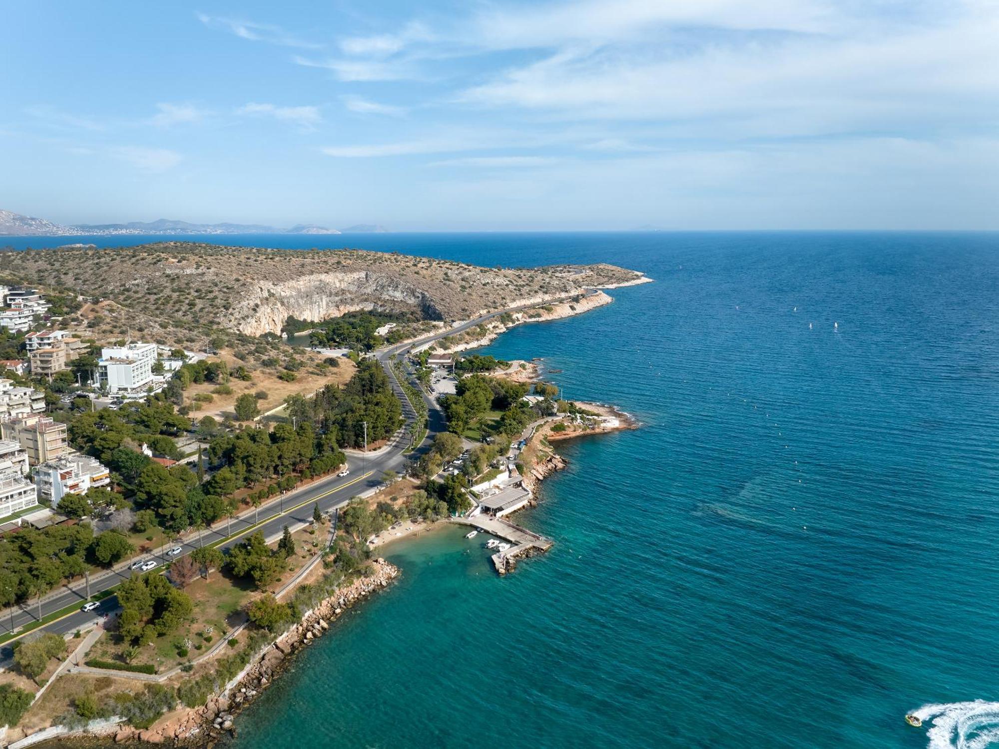 Hotel The Roc Club, A Grecotel To Live Vouliagméni